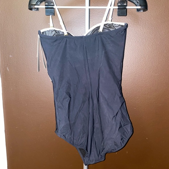 Gorgeous Brand New Gottex Bathing Suit - Picture 3 of 4
